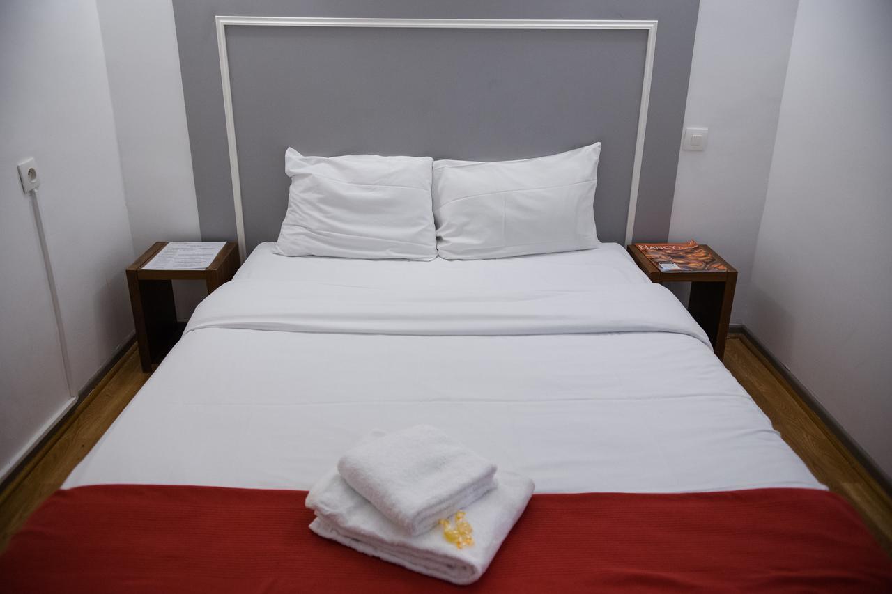 Hotel Le Stanislas น็องซี ภายนอก รูปภาพ